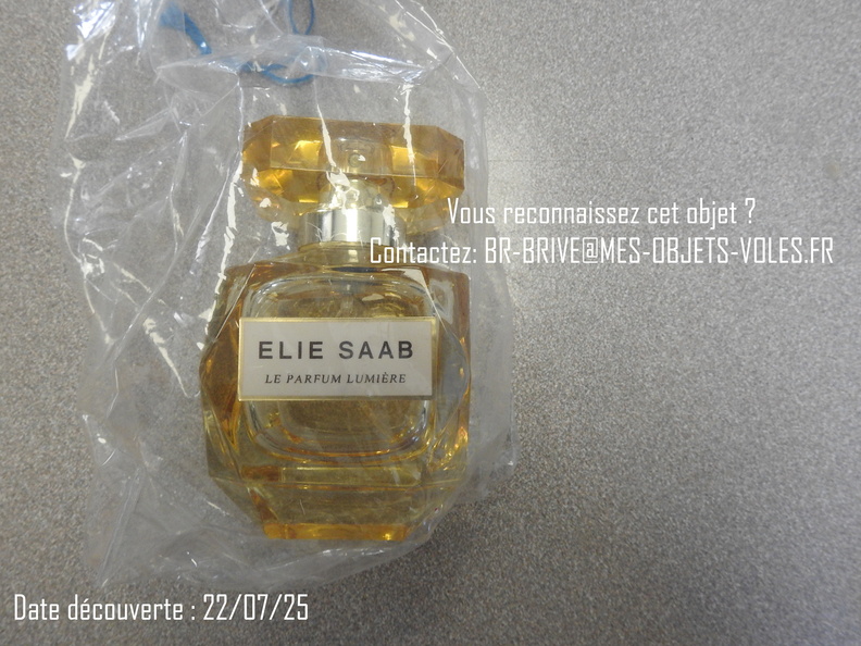 CJ12 parfum ELIE SAAB.JPG